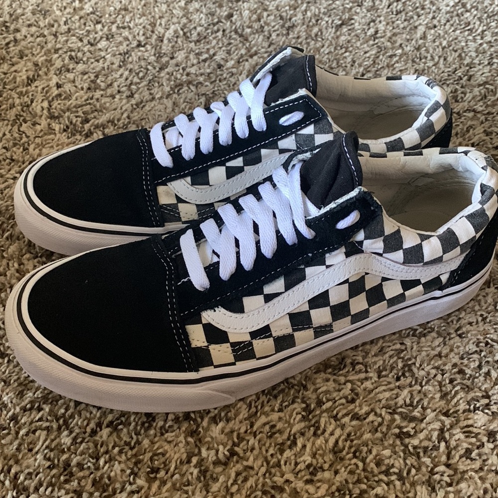 Black/White Checkered Vans Men Size 10